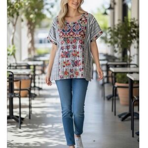 Savannah Jane embroidered Top\blouse